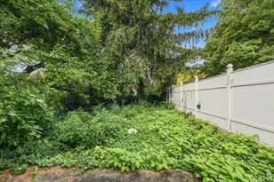 433 Howe Ave, Bronx, NY 10473 - Photo 22
