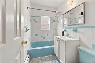 433 Howe Ave, Bronx, NY 10473 - Photo 6
