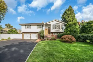 39 Pawnee Dr, Commack, NY 11725 - Photo 2
