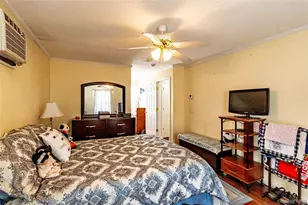 50 Peters Ln, North Babylon, NY 11703 - Photo 34