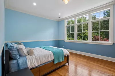 4 The Commons, Cold Spring Harbor, NY 11724 - Photo 20