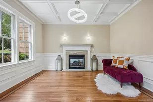 4 The Commons, Cold Spring Harbor, NY 11724 - Photo 4