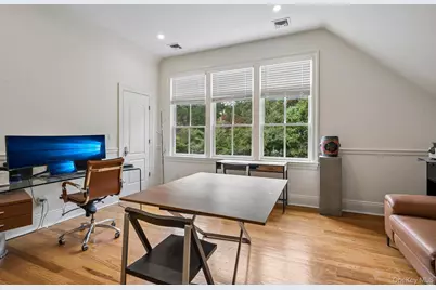 4 The Commons, Cold Spring Harbor, NY 11724 - Photo 24