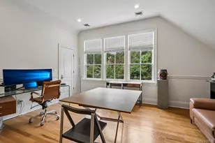4 The Commons, Cold Spring Harbor, NY 11724 - Photo 24
