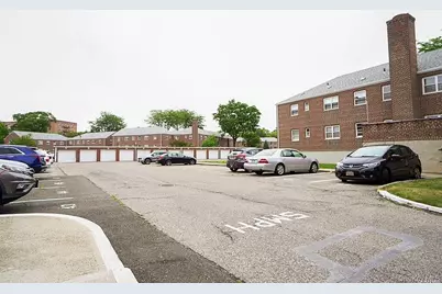 89-25 Shore Parkway #2, Howard Beach, NY 11414 - Photo 10
