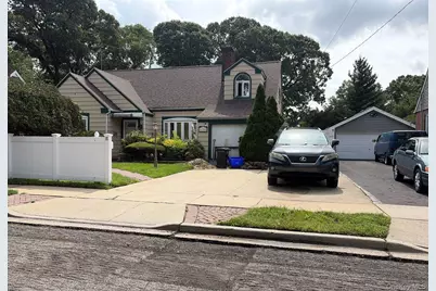 620 Grant Avenue, Baldwin, NY 11510 - Photo 1