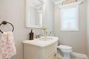 6 Hawk Rd, Rocky Point, NY 11778 - Photo 12