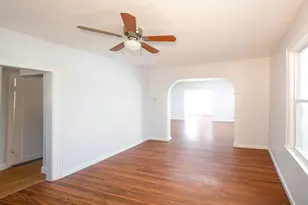 248-15 88th Dr, Bellerose, NY 11426 - Photo 6
