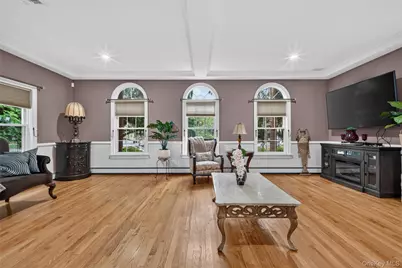2021 Decatur Avenue, North Bellmore, NY 11710 - Photo 4