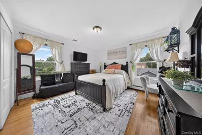 2021 Decatur Avenue, North Bellmore, NY 11710 - Photo 28