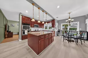 2021 Decatur Ave, North Bellmore, NY 11710 - Photo 8