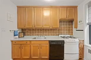 61 Oliver St, Brooklyn, NY 11209 - Photo 6
