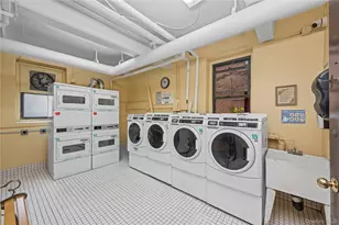 61 Oliver St, Brooklyn, NY 11209 - Photo 22