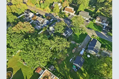 8 South Avenue, Smithtown, NY 11787 - Photo 28