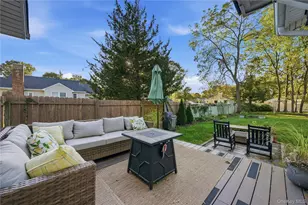 8 South Ave, Smithtown, NY 11787 - Photo 16