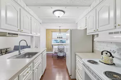 25 Beach Avenue, Port Jefferson, NY 11776 - Photo 10