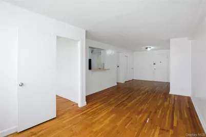 2385 Barker Avenue #6S, Bronx, NY 10467 - Photo 4