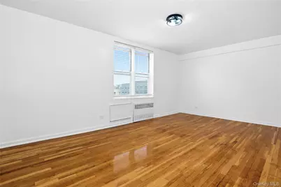 2385 Barker Avenue #6S, Bronx, NY 10467 - Photo 8