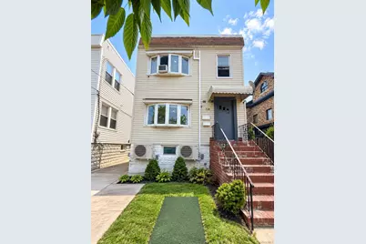 7-23 124, Flushing, NY 11356 - Photo 12