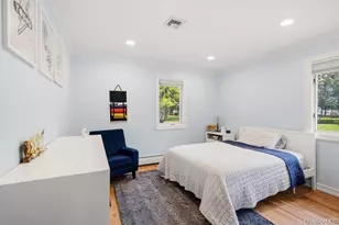 135 Hickman St, Syosset, NY 11791 - Photo 16