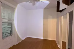 409 E 32nd St, Brooklyn, NY 11226 - Photo 6