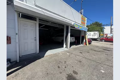 184-33 Jamaica Avenue, Hollis, NY 11423 - Photo 2