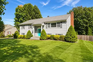 518 Manchester Rd, Yorktown Heights, NY 10598 - Photo 2