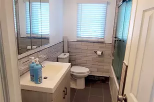 623 Nimrod Ct, North Babylon, NY 11703 - Photo 10