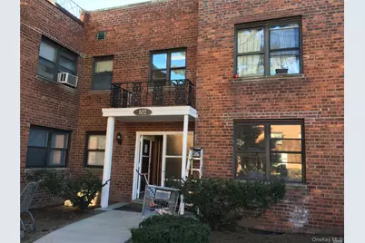 112 Division #112 1 C, Levittown, NY 11756 - Photo 1