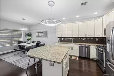 110 Millie Court, Patchogue, NY 11772 - Photo 16