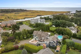 26 True Harbour Way, West Islip, NY 11795 - Photo 2