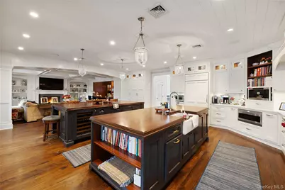 26 True Harbour Way, West Islip, NY 11795 - Photo 14