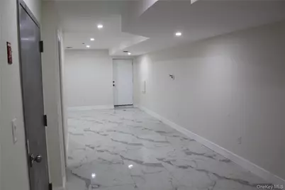 14518 106th Avenue, Jamaica, NY 11435 - Photo 20