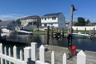 13 Flint Rd, Amityville, NY 11701 - Photo 10