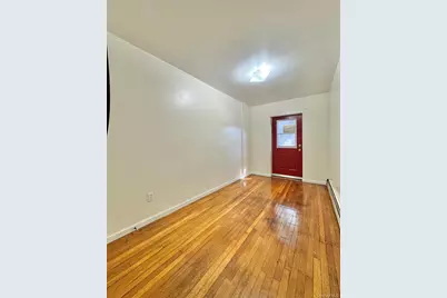 10935 202nd Street, Jamaica, NY 11412 - Photo 8