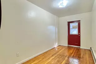 109-35 202nd St, Jamaica, NY 11412 - Photo 8