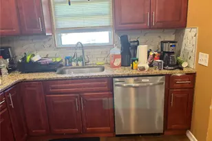 59 Williams Ave, Amityville, NY 11701 - Photo 10