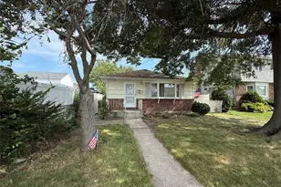 260 8th St, Bethpage, NY 11714 - Photo 4