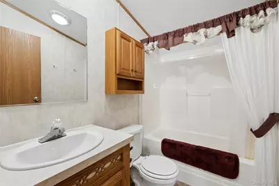 53 Crassen Boulevard #32 Harbor Rd., Amagansett, NY 11930 - Photo 14