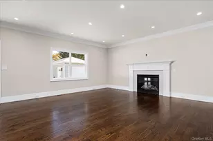 183 Park Ln, Massapequa, NY 11758 - Photo 8