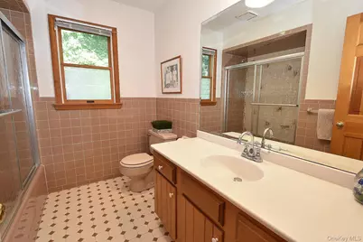 55 Leafy Way, Aquebogue, NY 11931 - Photo 16