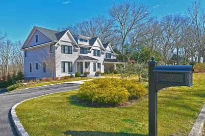 10 Yardley Drive, Dix Hills, NY 11746 - Photo 2