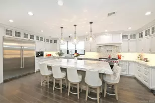 10 Yardley Dr, Dix Hills, NY 11746 - Photo 10