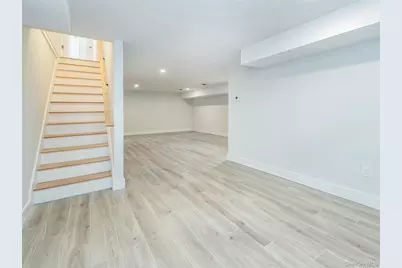 59 Edgewood Road #B, Port Washington, NY 11050 - Photo 12