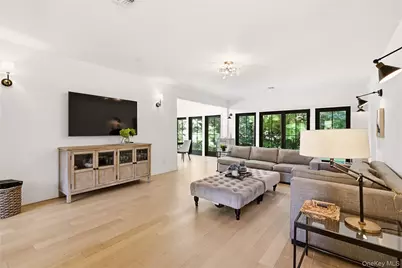10 The Locusts, Roslyn, NY 11576 - Photo 6