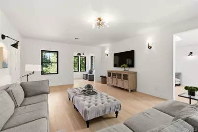 10 The Locusts, Roslyn, NY 11576 - Photo 18