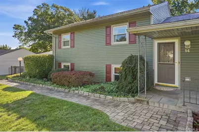 14 Valewood Drive, New Windsor, NY 12553 - Photo 1