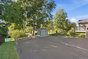 14 Valewood Dr, New Windsor, NY 12553 - Photo 48