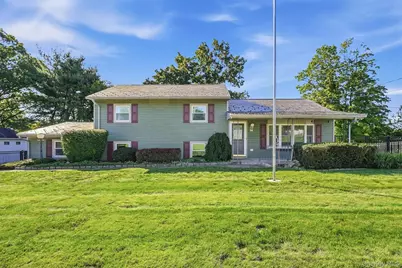 14 Valewood Drive, New Windsor, NY 12553 - Photo 2