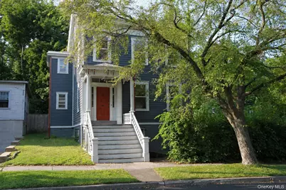 69 Montgomery Street, Poughkeepsie, NY 12601 - Photo 2